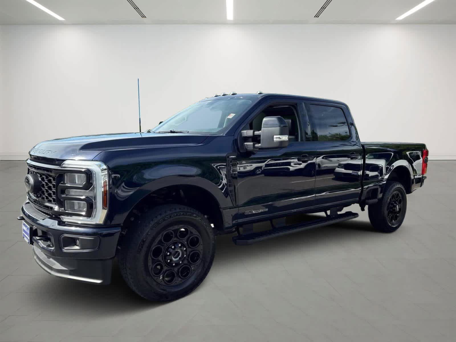 Used 2025 Ford F250 Lariat w/ Black Appearance Package