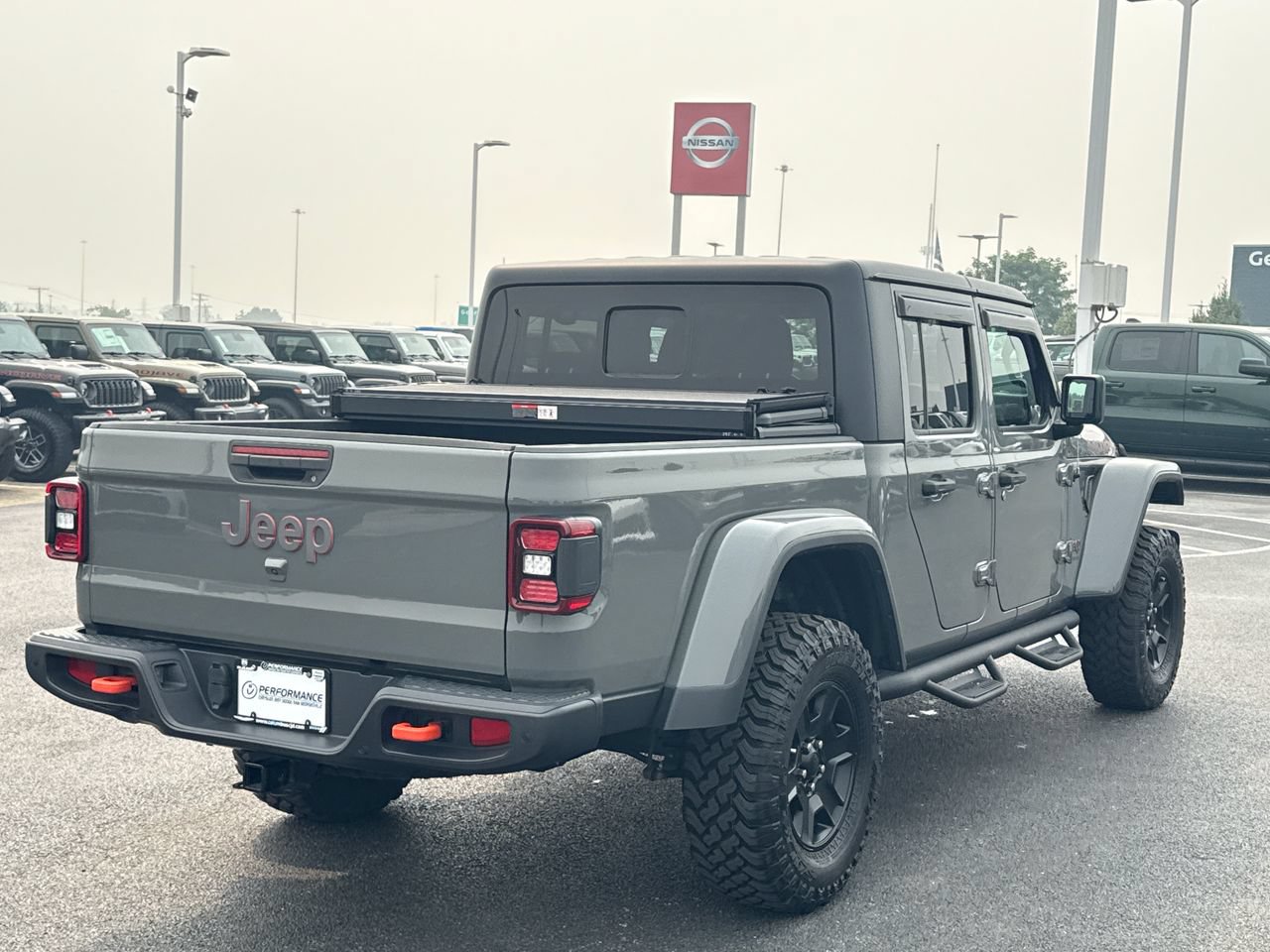 Used 2020 Jeep Gladiator Mojave w/ Cold Weather Group AWD/4WD image 3