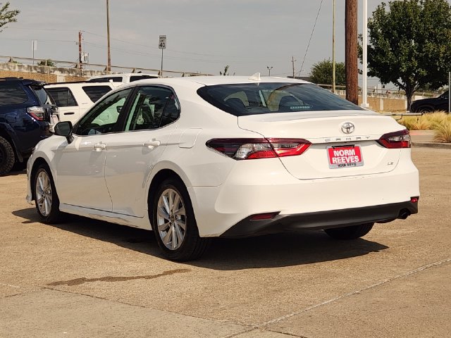 Used 2024 Toyota Camry LE FWD image 4