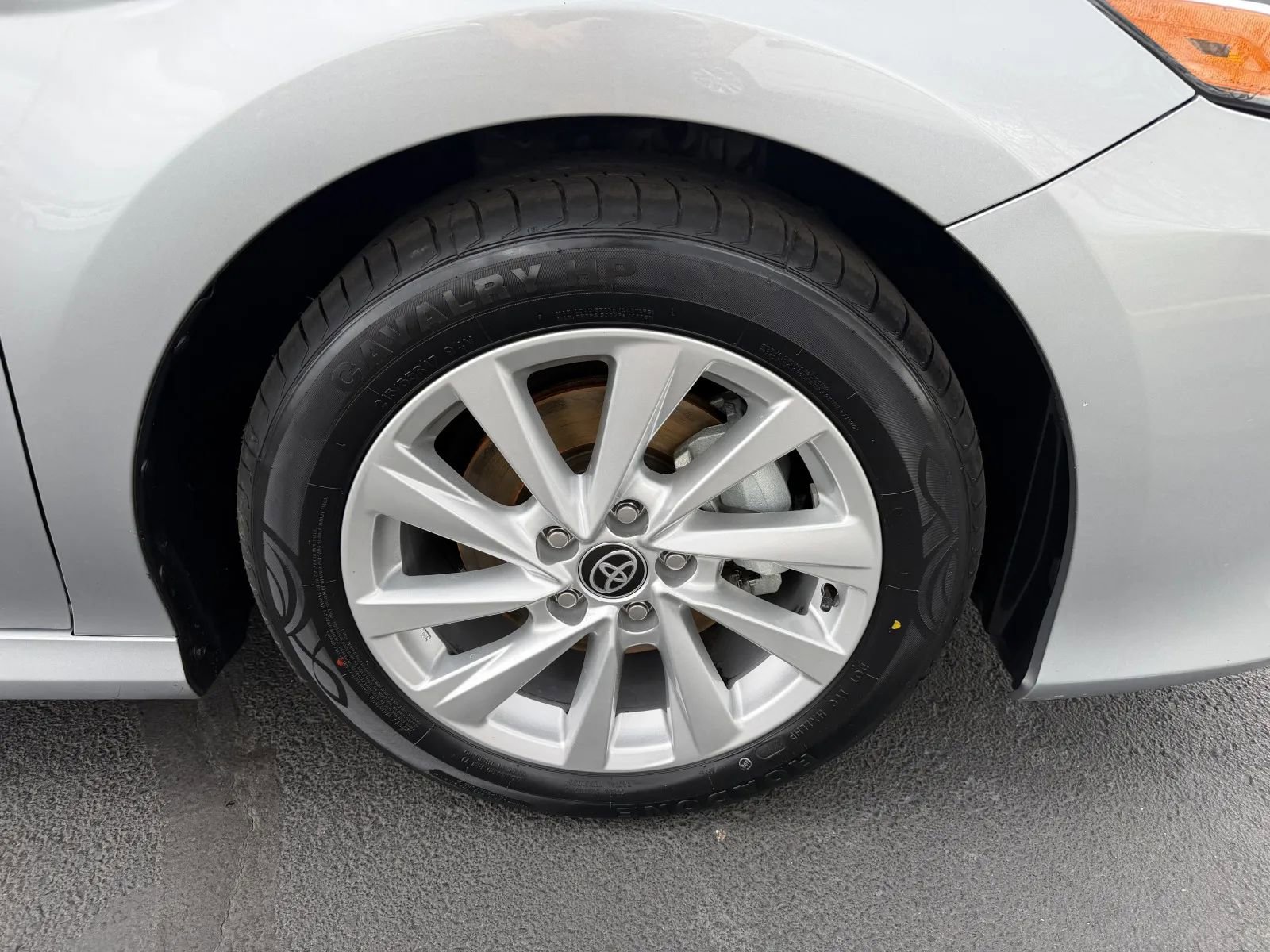 Used 2023 Toyota Camry LE image 18
