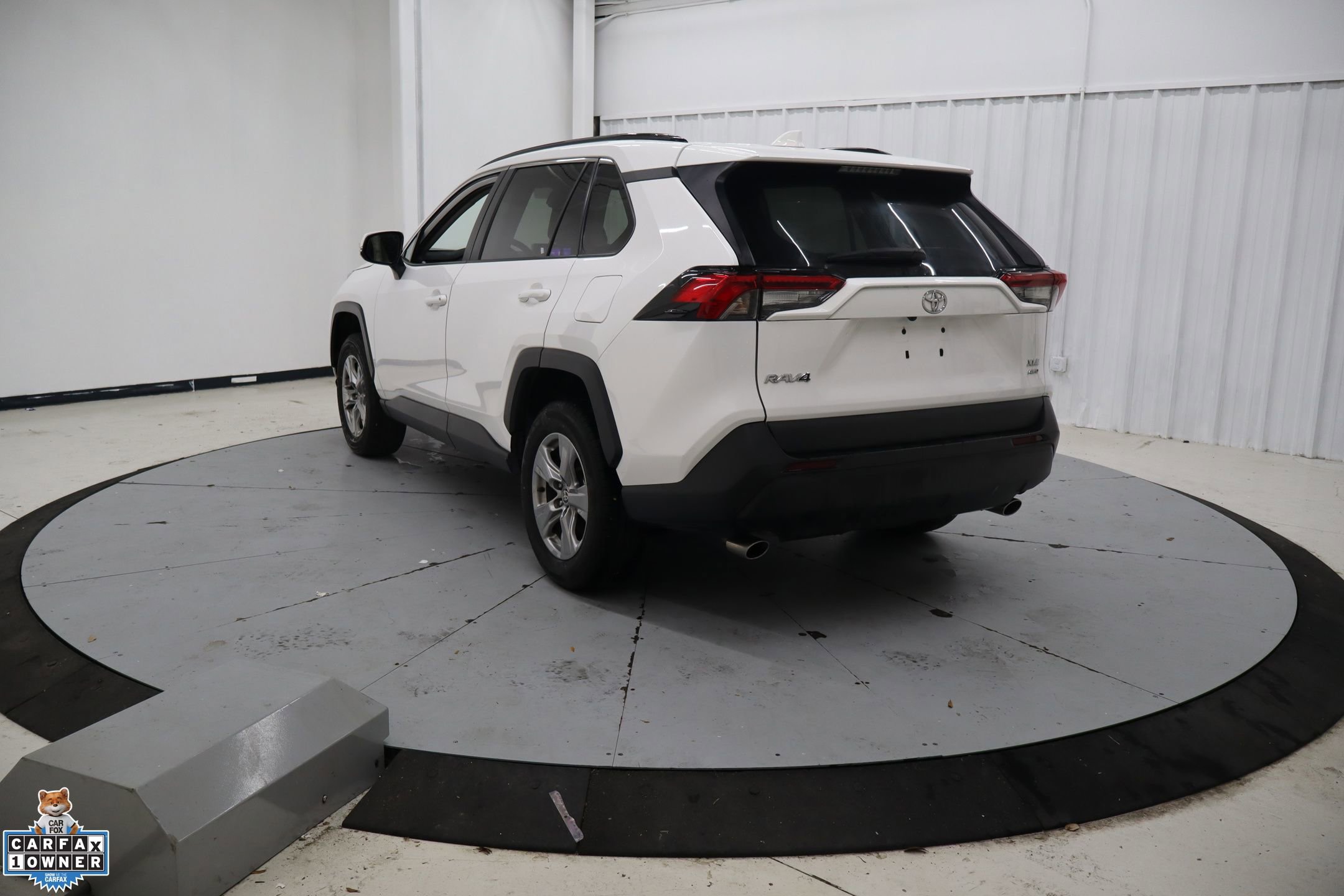 Used 2024 Toyota RAV4 XLE image 8