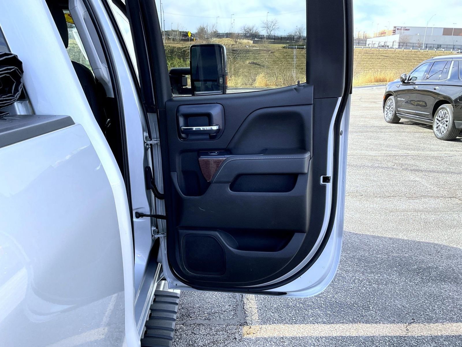 Used 2018 GMC Sierra 2500 SLE image 18