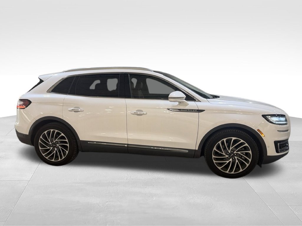 Used 2019 Lincoln Nautilus Reserve FWD image 6