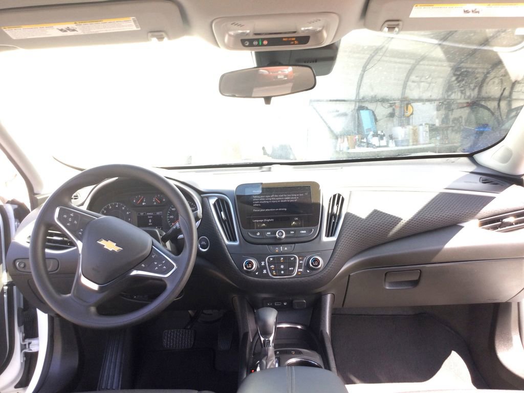 New 2024 Chevrolet Malibu LT FWD image 14