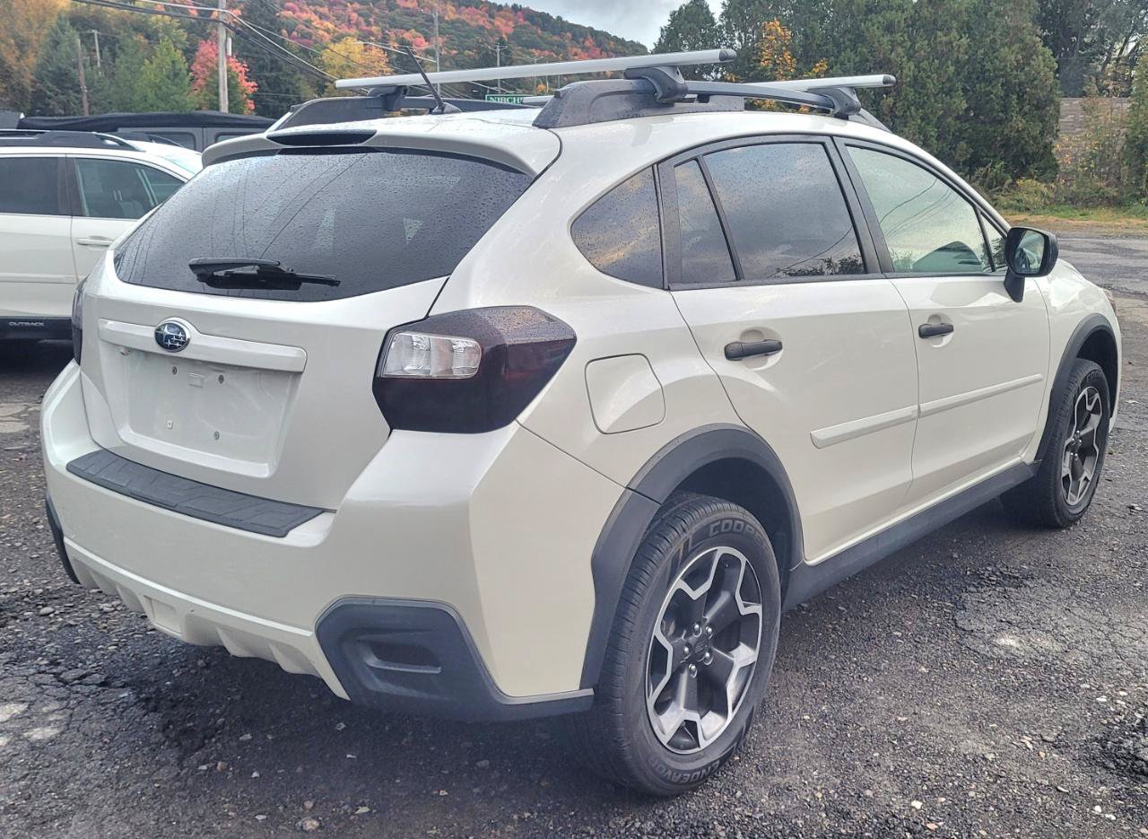 Used 2014 Subaru Crosstrek 2.0i Premium AWD/4WD image 8