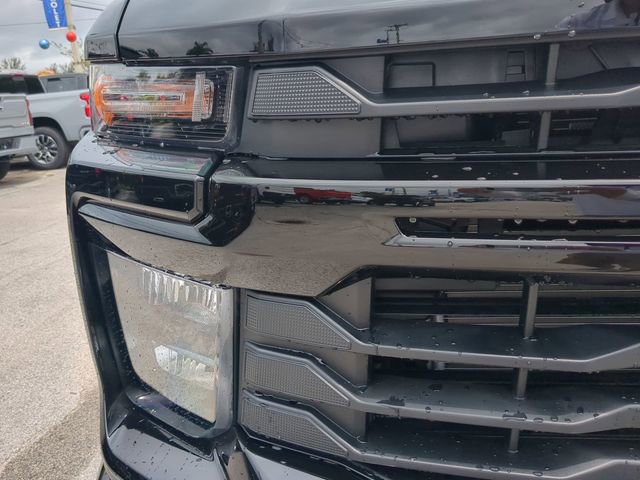 Certified 2025 Chevrolet Silverado 2500 Custom w/ Custom Value Package image 9