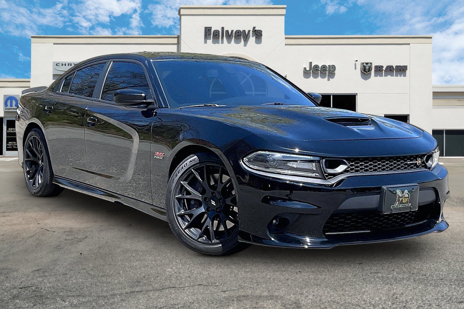 Used 2019 Dodge Charger Scat Pack w/ Dynamics Package RWD image 11
