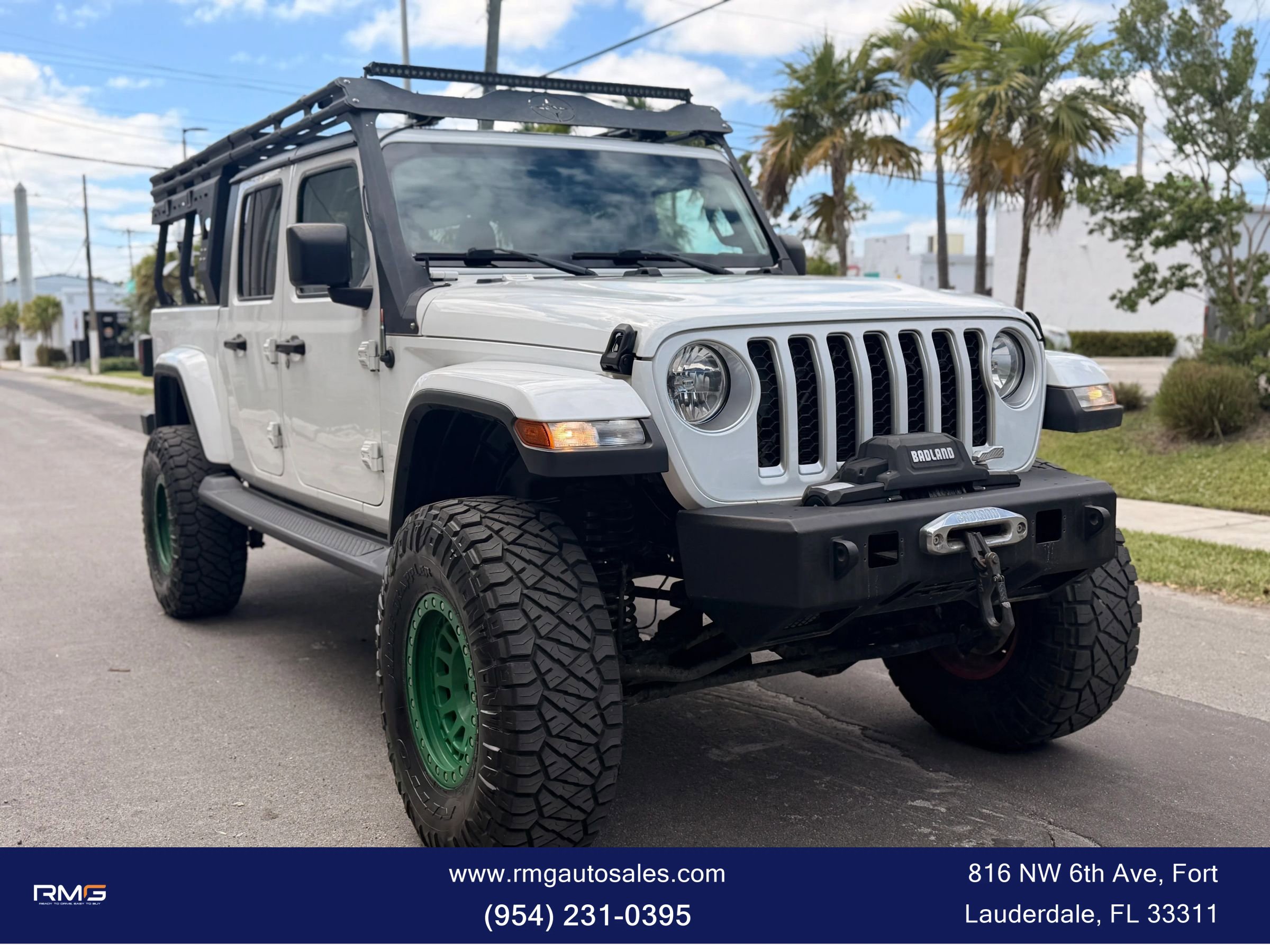 Used 2020 Jeep Gladiator Overland AWD/4WD image 3