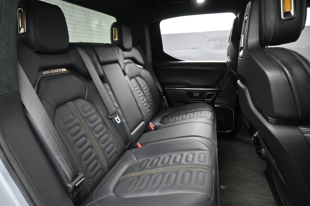Used 2022 Rivian R1T Adventure AWD/4WD image 27