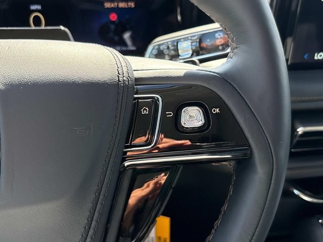 New 2025 Lincoln Aviator AWD w/ Equipment Group 101A image 28