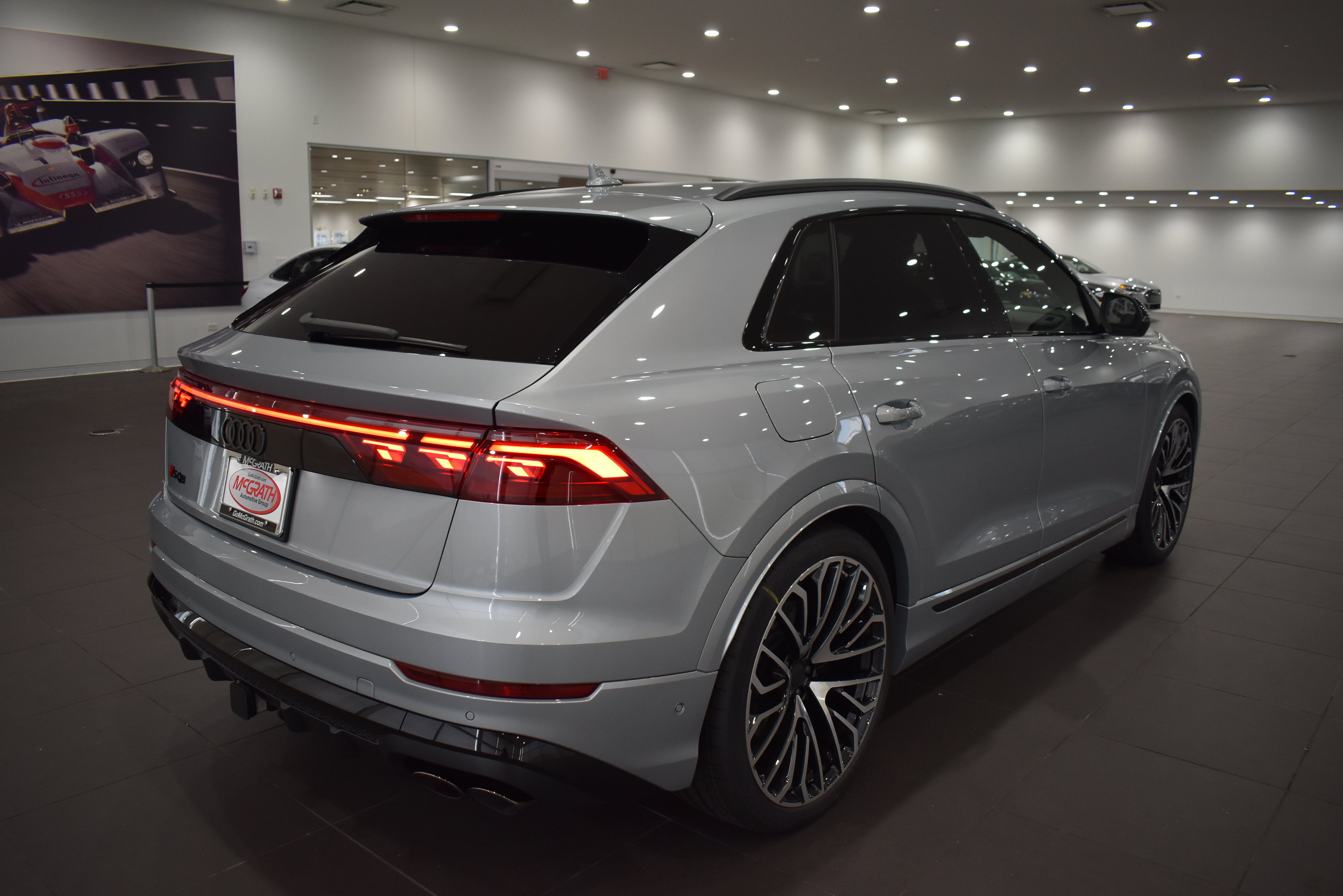 New 2026 Audi SQ8 Prestige AWD/4WD image 7
