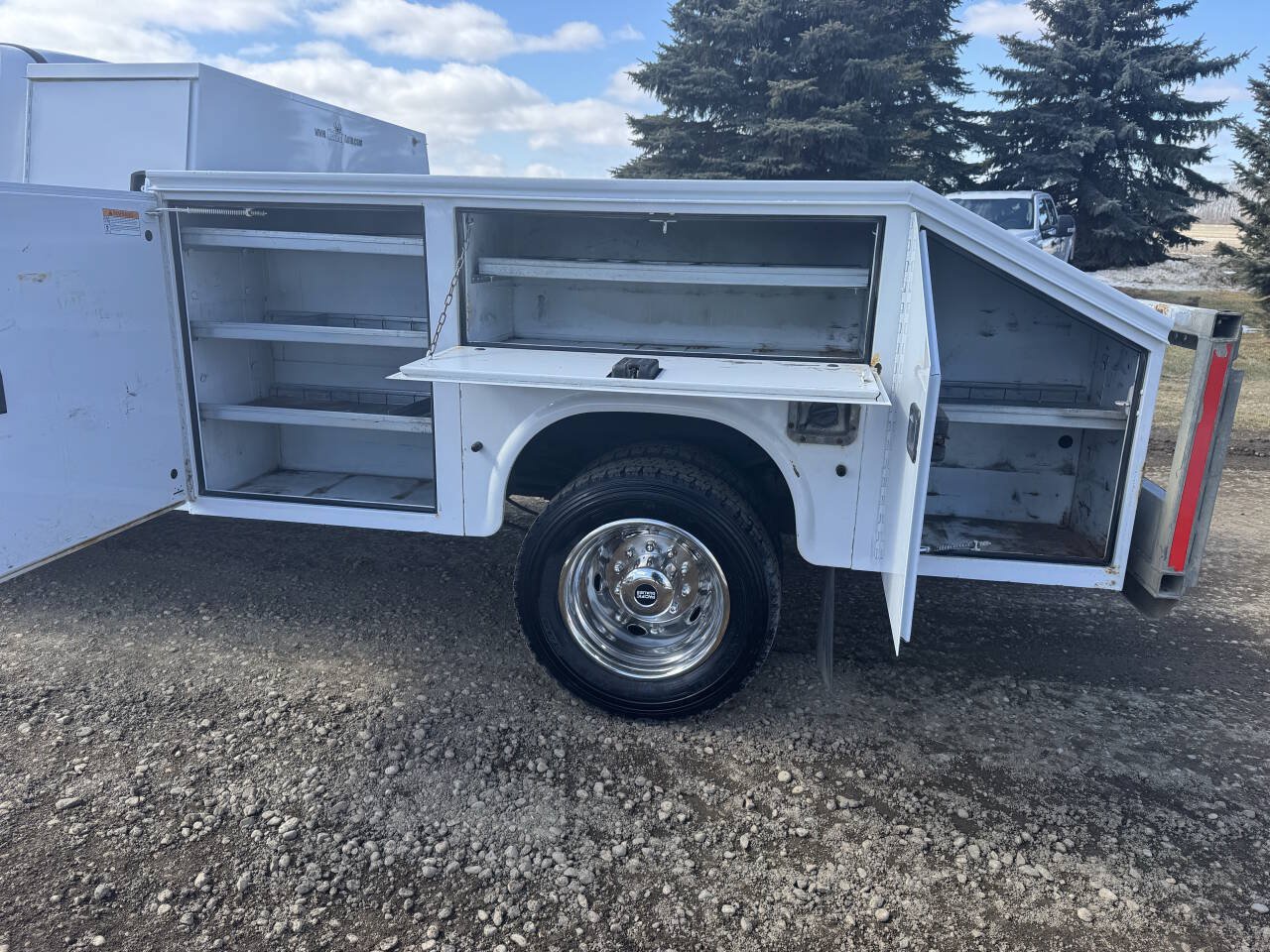 Used 2018 Ford F550 4x4 Regular Cab Super Duty image 30
