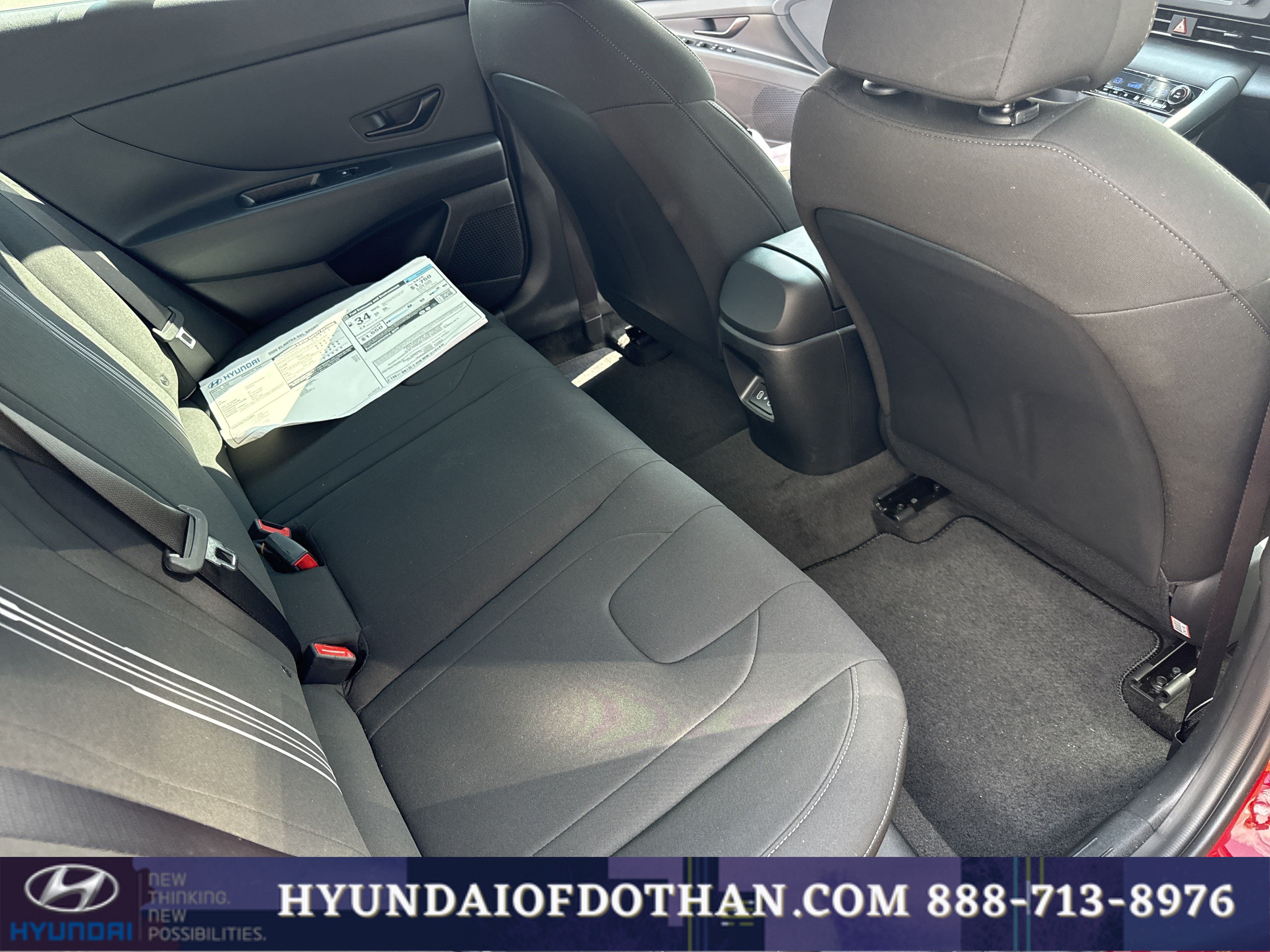 Certified 2025 Hyundai Elantra Sport FWD image 15