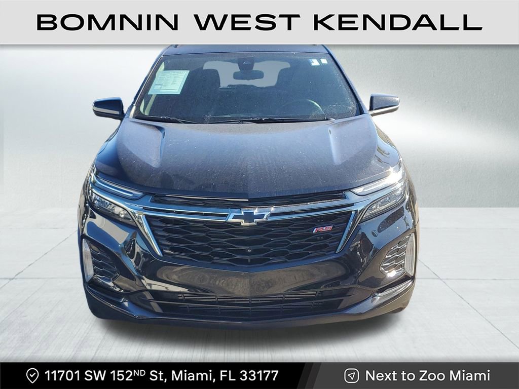 Used 2023 Chevrolet Equinox RS image 2