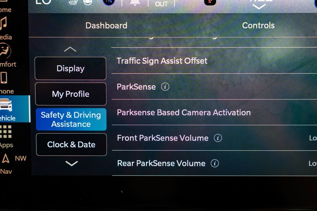New 2026 Jeep Grand Cherokee L Limited AWD/4WD image 20
