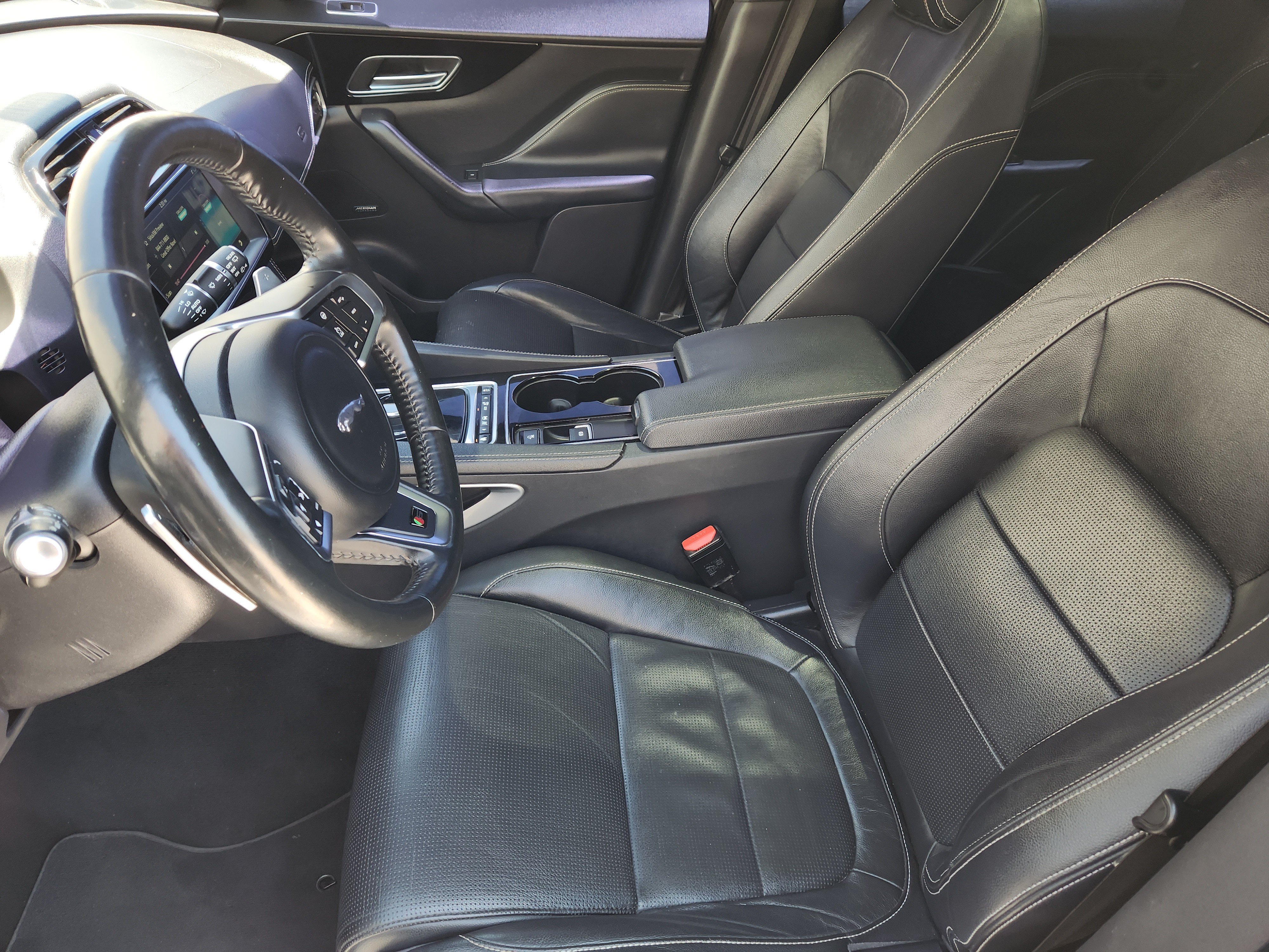 Used 2017 Jaguar F-PACE S AWD/4WD image 14