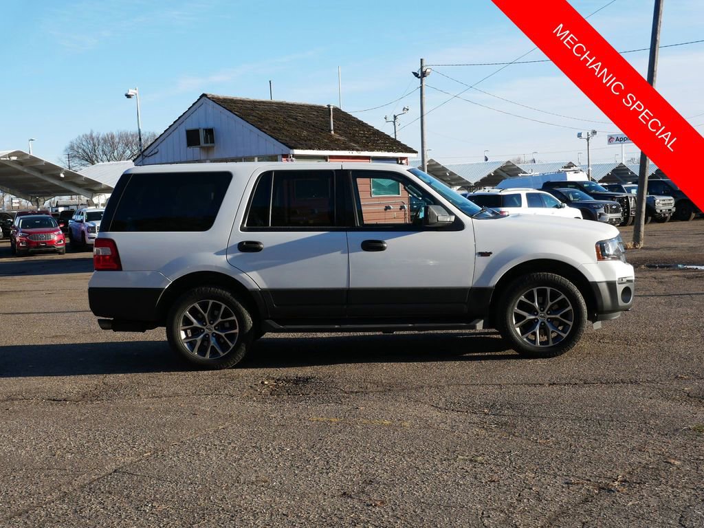 Used 2016 Ford Expedition XL w/ SSV Upgrade Package image 2