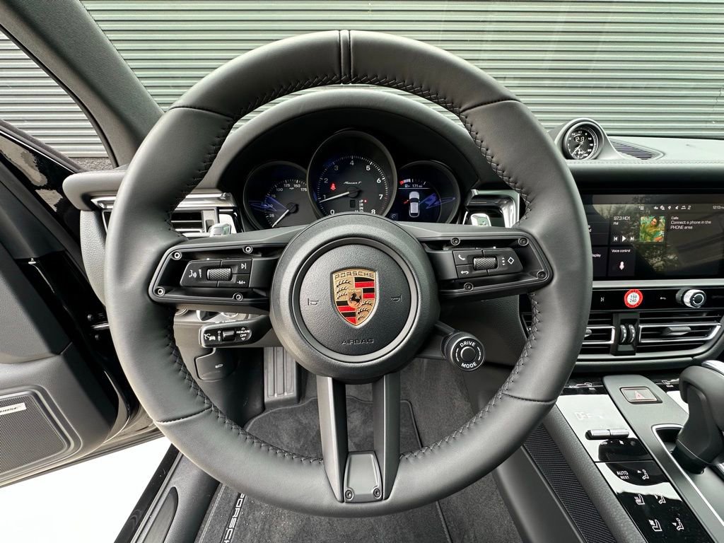 Used 2026 Porsche Macan Turbo AWD/4WD image 16