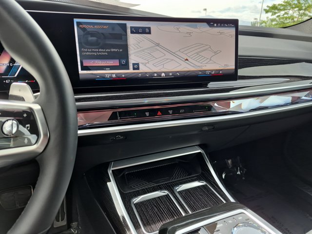 Used 2026 BMW 740i xDrive AWD/4WD image 15
