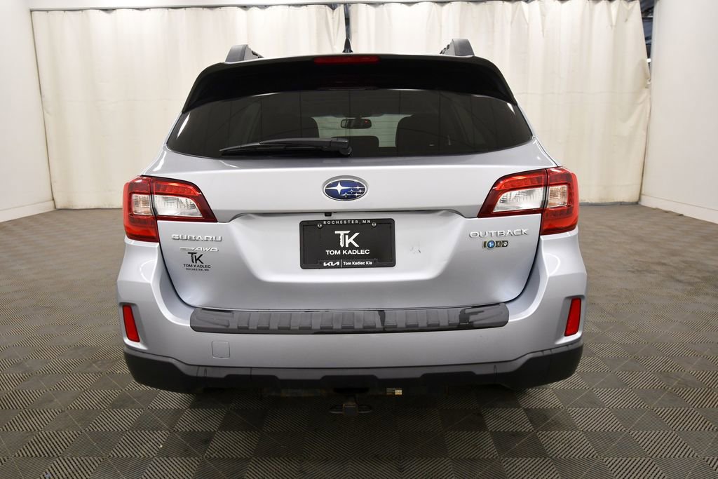 Used 2016 Subaru Outback 2.5i Limited image 6