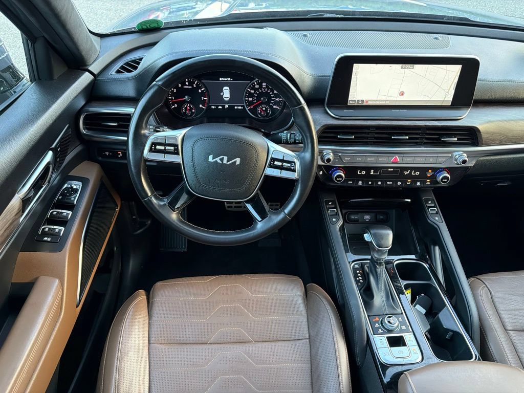 Certified 2022 Kia Telluride SX w/ SX Prestige Package AWD/4WD image 27