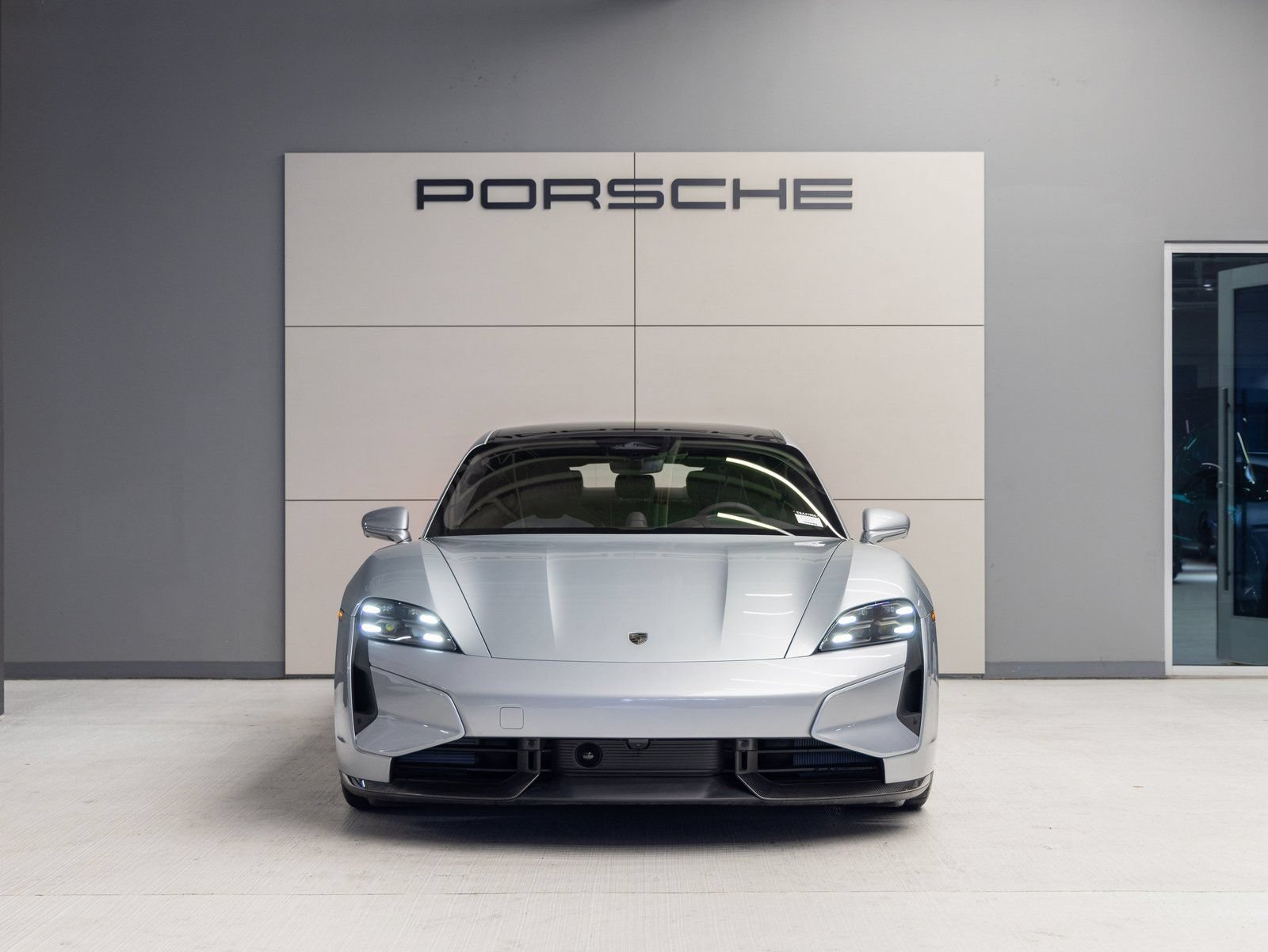 New 2026 Porsche Taycan Turbo S AWD/4WD image 10