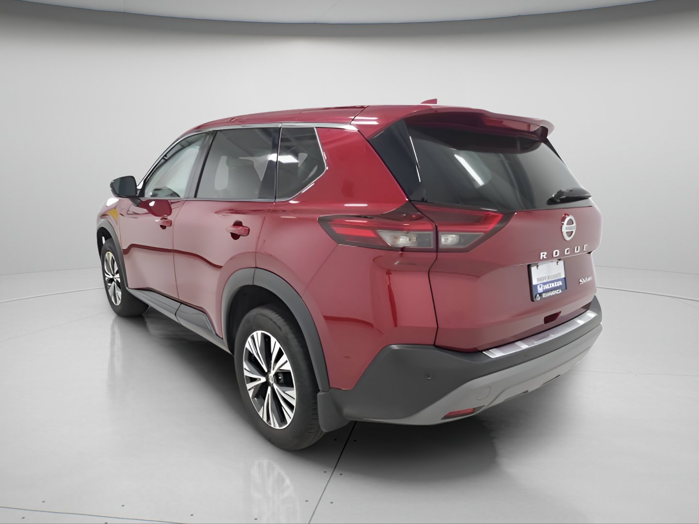 Used 2021 Nissan Rogue SV AWD/4WD image 5