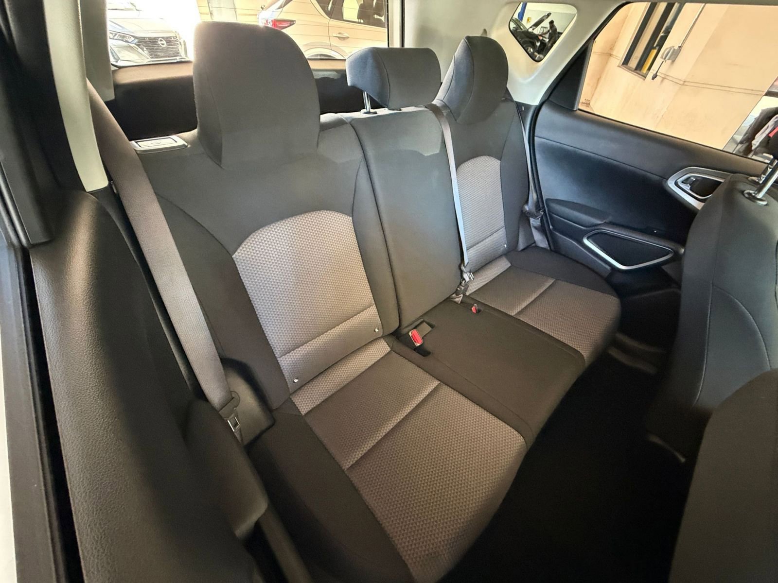 Used 2025 Kia Soul LX w/ LX Technology Package image 33