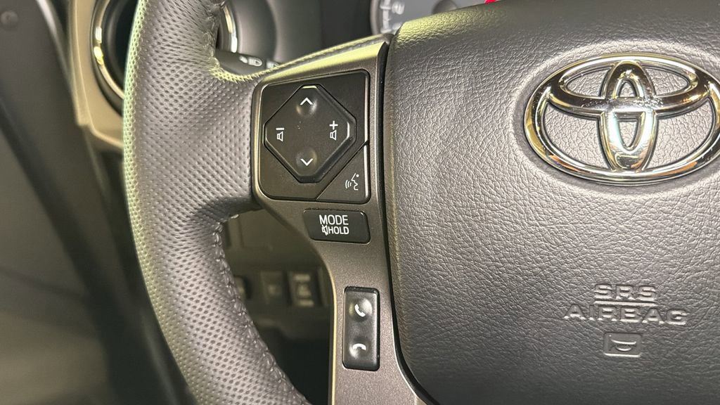 Used 2023 Toyota Tacoma TRD Off-Road image 28