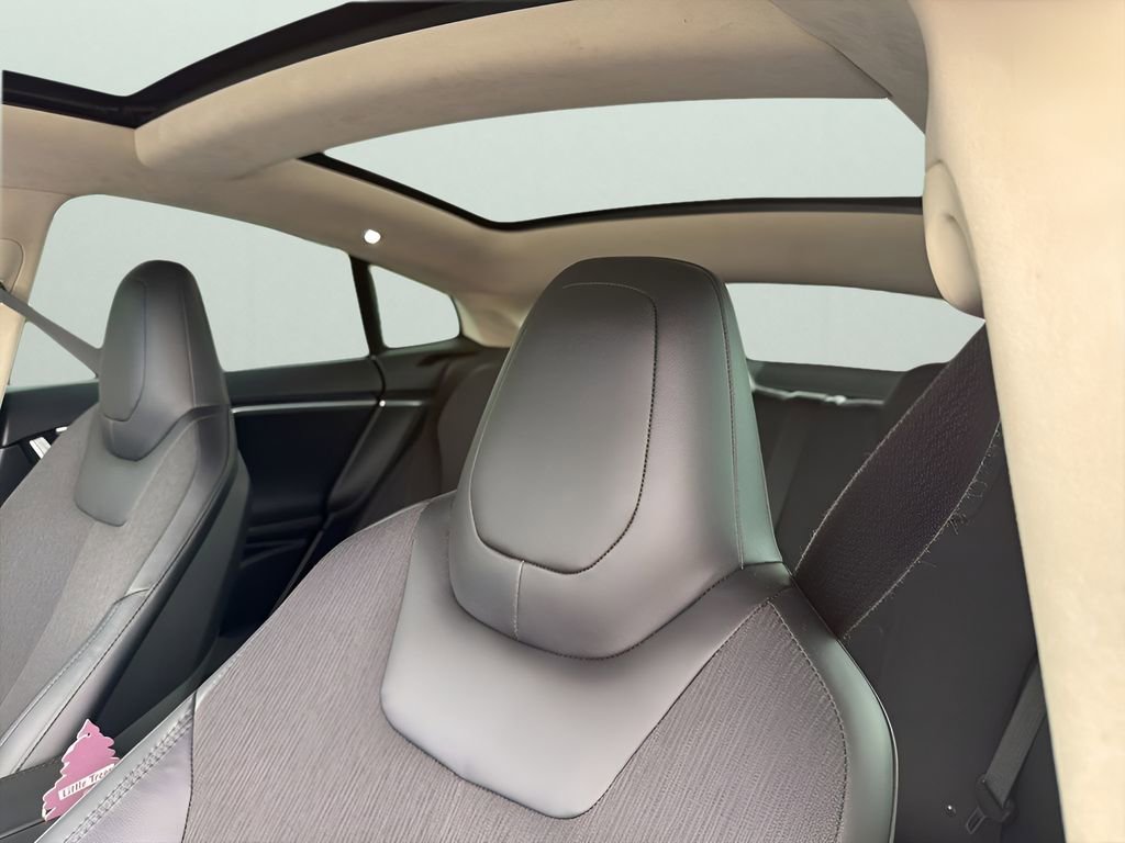 Used 2014 Tesla Model S 60 image 9