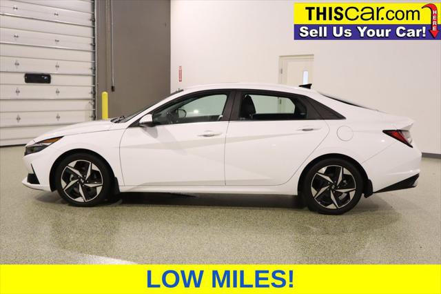 Used 2022 Hyundai Elantra Limited FWD image 5