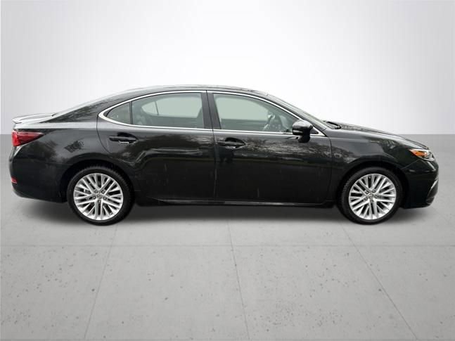 Used 2018 Lexus ES 350 w/ Luxury Package w/Wood Trim FWD image 5