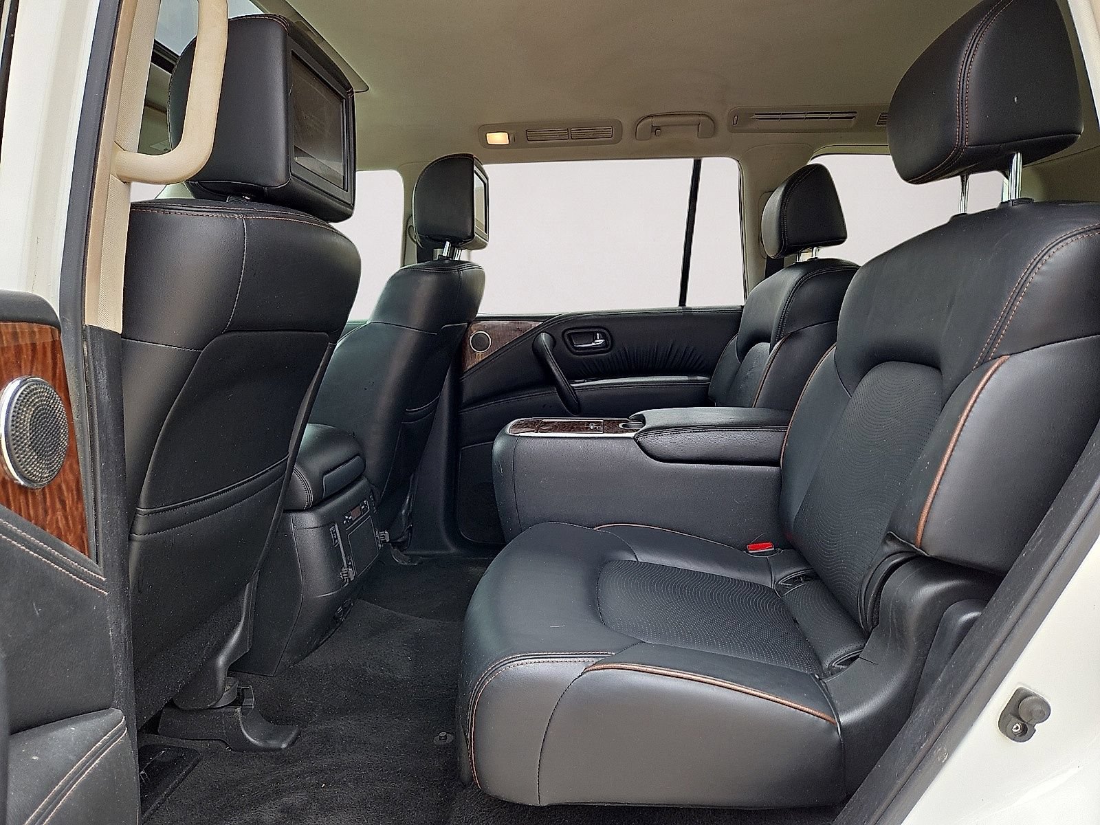 Used 2019 Nissan Armada Platinum w/ Captain's Chairs Package RWD image 17