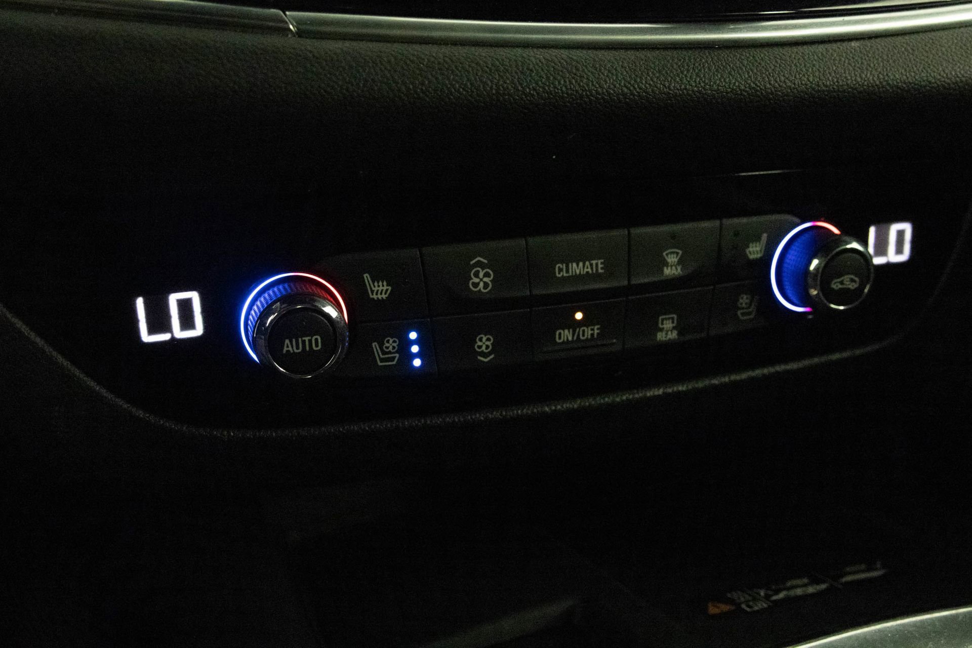 Certified 2023 Buick Enclave Avenir w/ Avenir Technology Package image 23