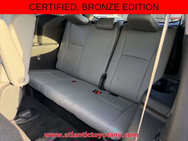 Certified 2023 Toyota Highlander Bronze Edition AWD/4WD image 19