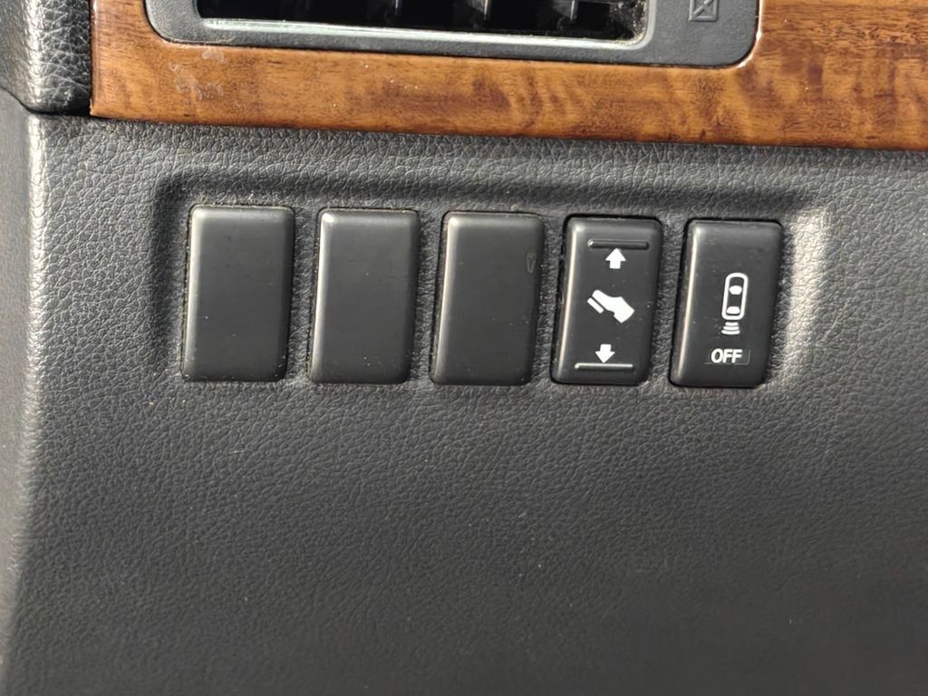 Used 2011 Nissan Armada SL w/ DVD FES Pkg AWD/4WD image 13