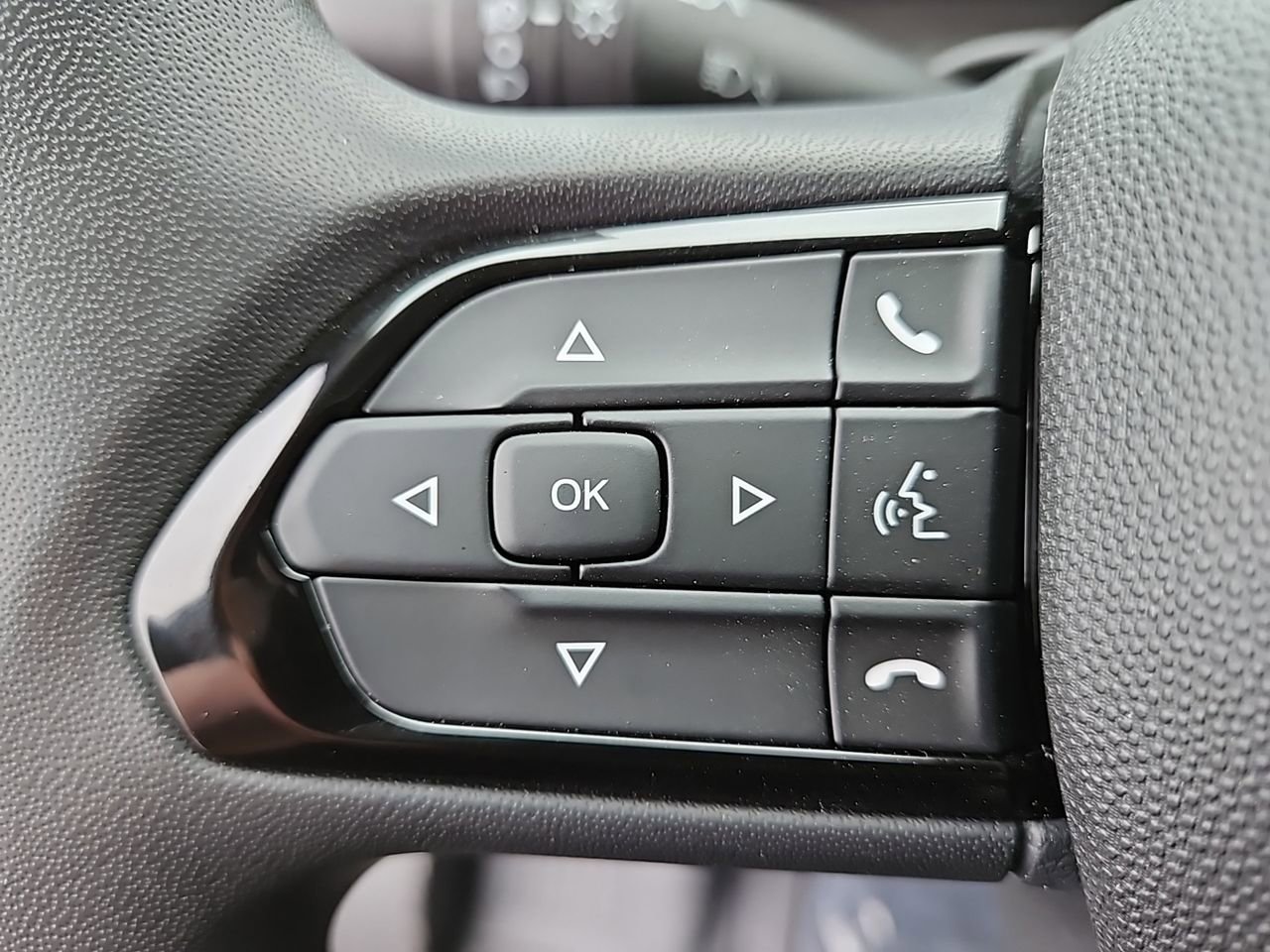 New 2025 RAM ProMaster 2500 w/ Quick Order Package 22G SLT image 24