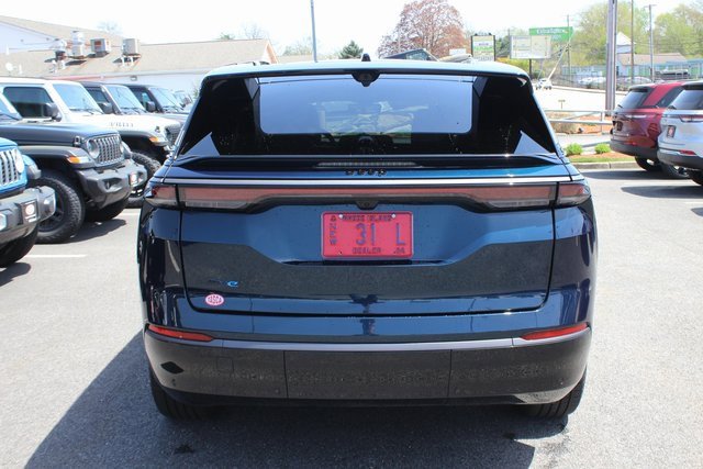 Used 2024 Jeep Wagoneer Launch Edition image 27