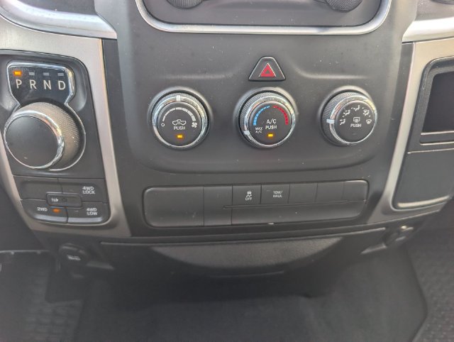 Used 2019 RAM 1500 Classic SLT AWD/4WD image 17