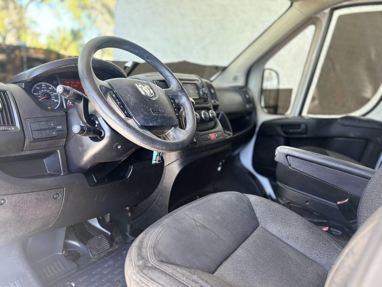 Used 2014 RAM ProMaster 2500 w/ Interior Convenience Group image 13