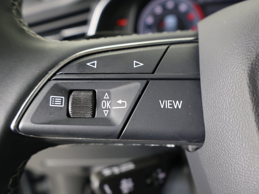 Used 2025 Audi Q8 Premium Plus w/ Premium Plus Package image 28