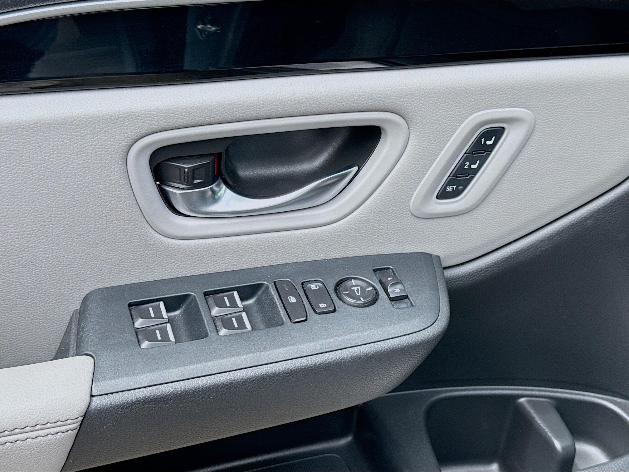 Certified 2024 Honda Pilot EX-L image 16