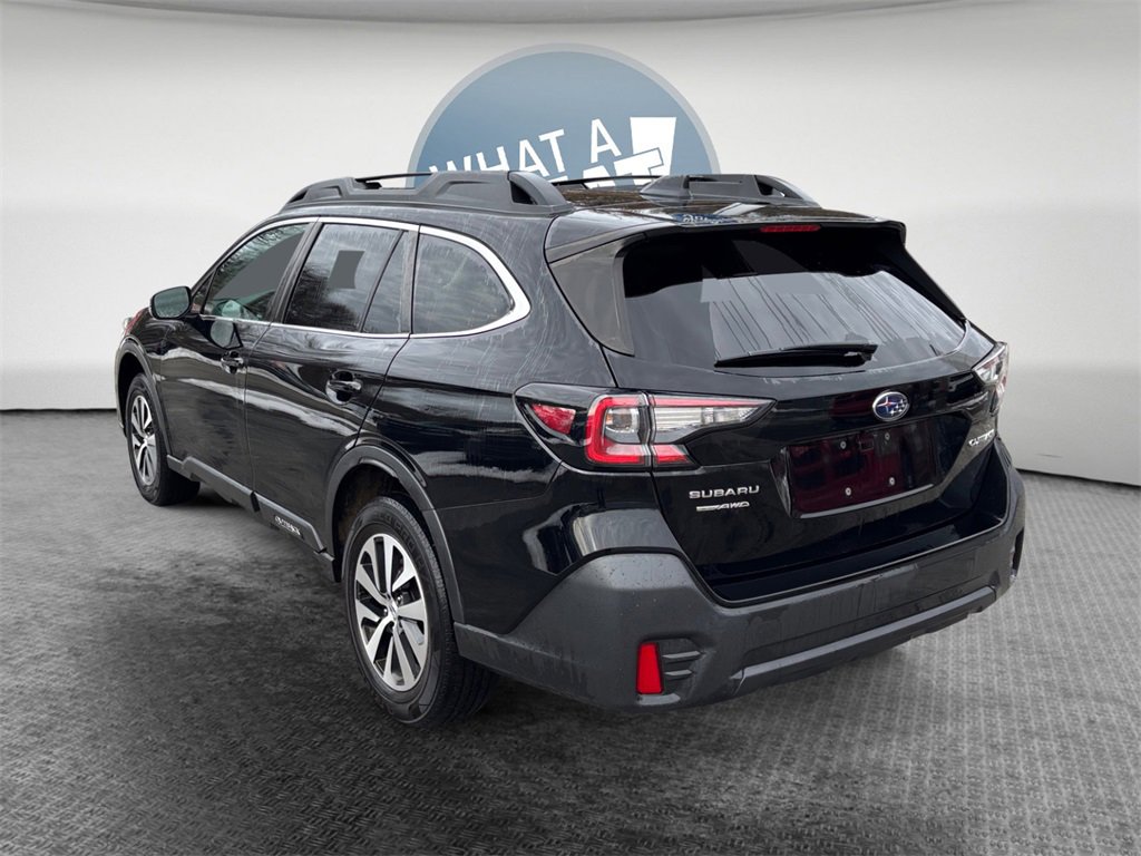 Used 2022 Subaru Outback Premium image 6