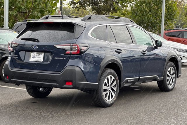 New 2025 Subaru Outback Premium image 4