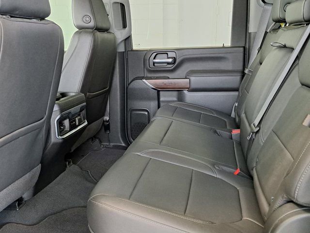 Used 2022 GMC Sierra 2500 SLT w/ SLT Preferred Package image 29