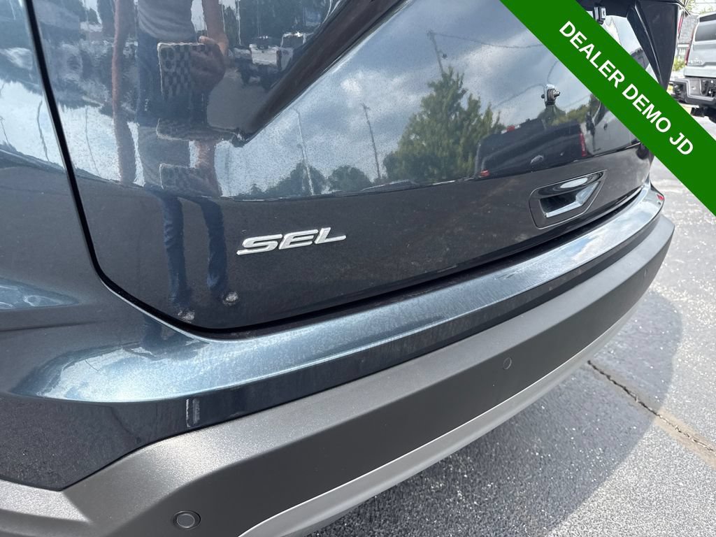 Used 2024 Ford Edge SEL w/ Convenience Package AWD/4WD image 9