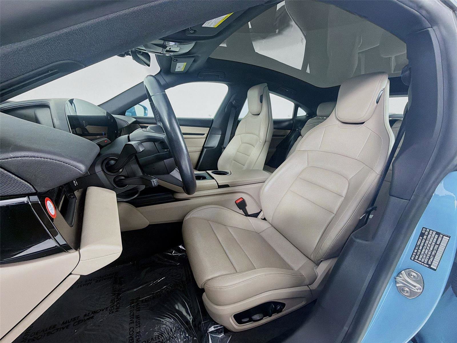 Certified 2023 Porsche Taycan image 5