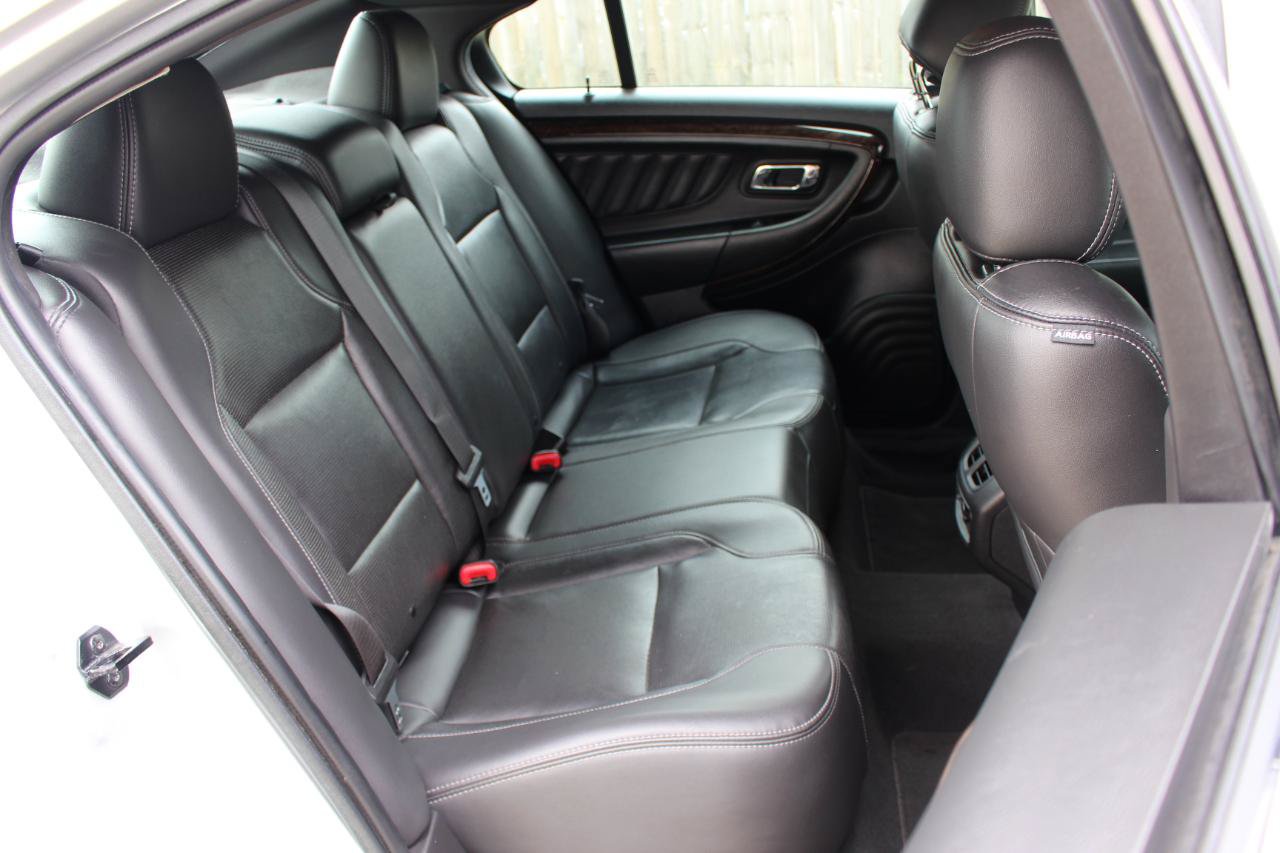 Used 2019 Ford Taurus Limited FWD image 37