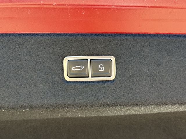 Used 2025 Hyundai Ioniq 6 SEL RWD image 26