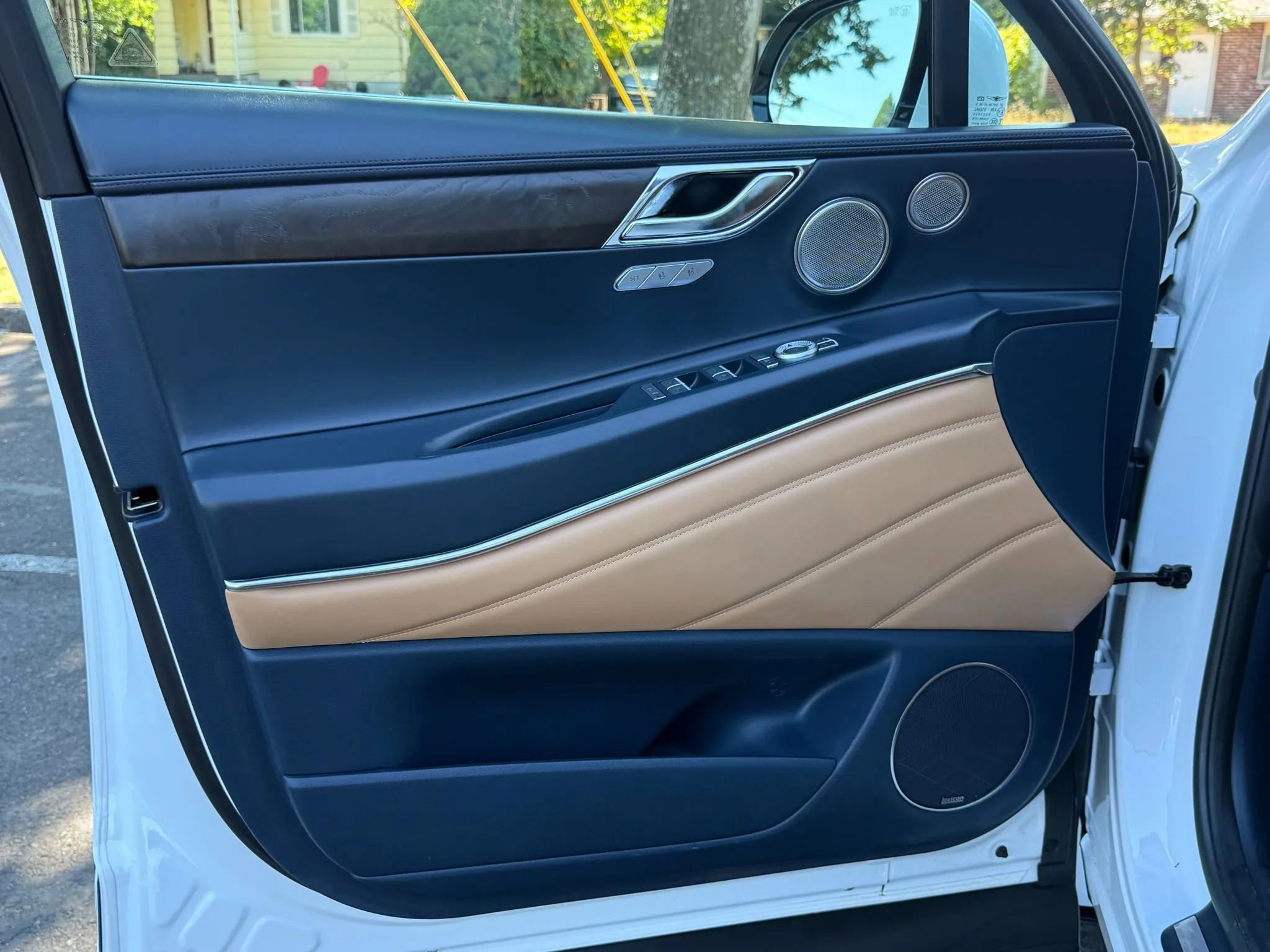 Used 2021 Genesis GV80 3.5T w/ Advanced Package 06 image 18